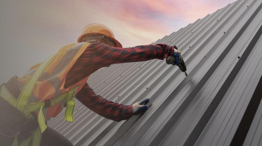 Professional residential roofers in Mediapolis, IA